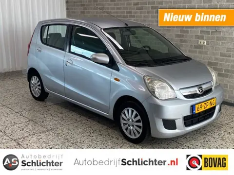 DAIHATSU CUORE 1.0 Premium Automaat Airco/LM-Velgen/EL-Ramen/Versch. bank