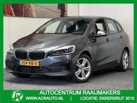 BMW 2 Serie ACTIVE TOURER 225XE iPERFORMANCE 136 PK PLUG IN HYBRID NAVIGATIE CRUISE CONTROL ACHTERUI