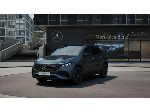 Mercedes-Benz EQA 250+ Business Solution AMG | Night Pakket | Trekhaak | Panoramadak | Burmester 3D 