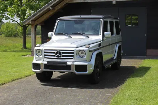 MERCEDES-BENZ G-KLASSE G550 387 hp 