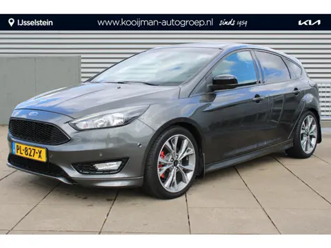 Ford Focus 1.5 ST-Line 182 Navigatie / Camera / LMV / Alcantara
