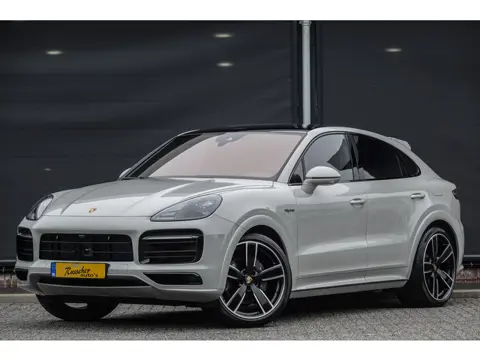 Porsche Cayenne Coupé 3.0 E-Hybrid 462Pk Aut. | Platinum Edition | Sport-Design Pakket | Luchtvering