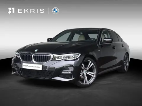 BMW 3 Serie Sedan 318i | Executive | M Sport | Parking Pack | Achteruitrijcamera | Schuif-/kanteldak