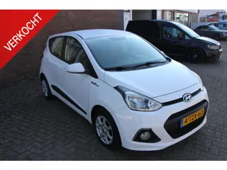 Hyundai i10 1.0i i-Motion Premium