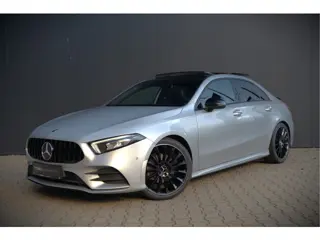 Mercedes-Benz A-Klasse 180 Business Solution AMG | Panoramadak | Stoelverwarming | Camera | Navigati