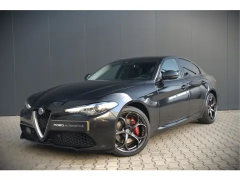 Alfa Romeo Giulia 2.0 T AWD Veloce Q4 | Harman Kardon | Stuurverwarming | Stoelverwarming | Memory S