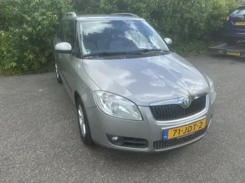 Skoda Fabia Combi 1.6-16V Sport