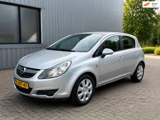 Opel Corsa 1.0-12V '111' Edition / Airco / 5drs /