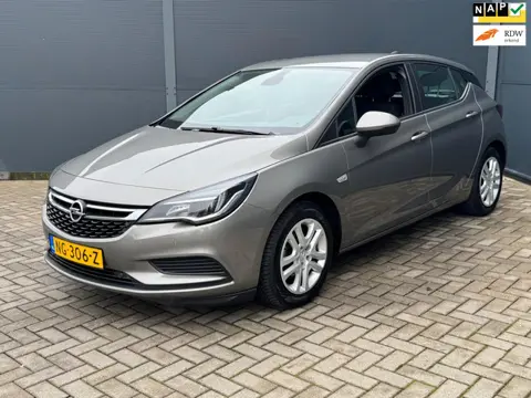 Opel Astra 1.0 Edition / Camera / Automaat / Navi