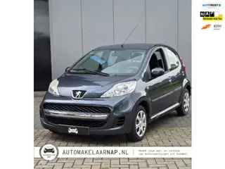Peugeot 107 1.0-12V XS / APPLE CARPLAY !!! / Nieuwe Koppeling / + onderhoudsbeurt / 1 Jaar APK/ 5-de
