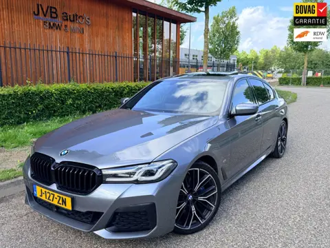BMW 5-serie 530i M- sport, nappa comfort, glasdak, HUD,H&K