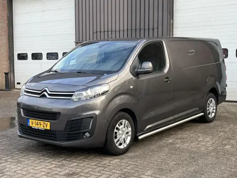 Citroën Jumpy 2.0 BlueHDI / Automaat / 180 pk / L3 H1 / XL / Camera / Navi / Carplay / 3 zitplaatsen