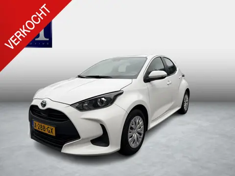 Toyota Yaris 1.5 Hybrid Active NAVIGATIE | ACC ADAPTIEVE CRUISE CONTROL | CAMERA | STOELVERWARMING |