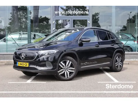 Mercedes-Benz EQA 250 Luxury Line 67 kWh l Panoramadak l MBUX l Stoelverwarming l Achteruitrijcamera