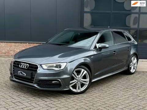 Audi A3 Sportback 1.4 TFSI CoD S-Line Sport B&O/18inch/Navi/LED