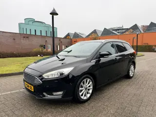 Ford Focus Wagon 1.0 First Edition Veel opties Nieuwe apk