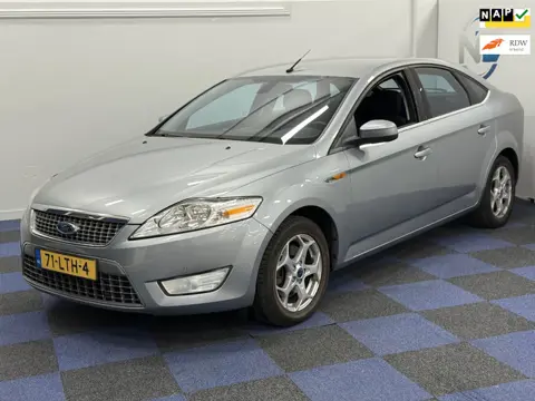 Ford Mondeo 2.0-16V Limited / NAVI MULTIEMEDIA / NETTE AUTO RIJDT SCHAKELT GOED