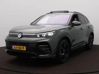 Volkswagen Tiguan R-Line Edition 1.5 eHybrid 150 kW / 204 PK SUV 6 / Leder / Panoramadak / Black Sty