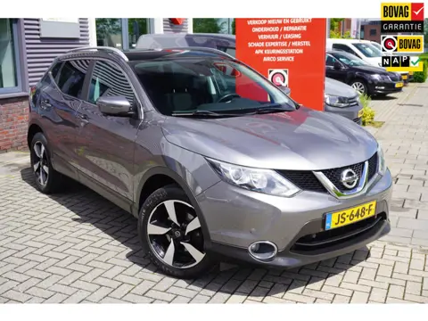 Nissan Qashqai 1.2 Acenta / Pano / Trekhaak / Keyless / 360 Camera