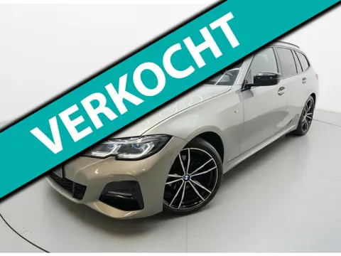 BMW 3-serie Touring 320i M PAKKET LIVE COCKPIT PANO CAMERA