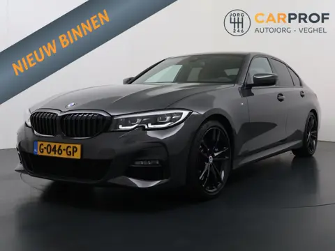 BMW 3-serie 330i High Executive Edition M Sport | Trekhaak |  NAP | HUD |