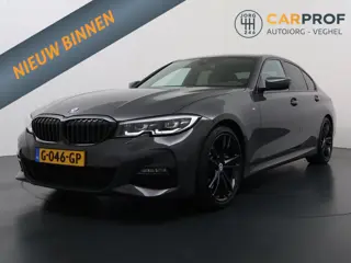BMW 3-serie 330i High Executive Edition M Sport | Trekhaak |  NAP | HUD |