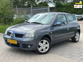 Renault Clio 1.2-16V Campus Airco Elektrische ramen Laag KM