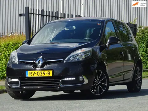 Renault Scénic 1.5 dCi Bose AUTOMAAT LEER/NAVI/PDC/LED/APK