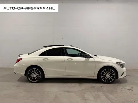 Mercedes-Benz CLA-klasse 180 AMG Pano Leer Apple Camera Stoelverw.