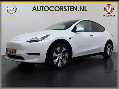 Tesla Model Y RWD 300PK LFP Accu SOH 92,5% Trekhaak Warmtepomp Leder Navi Ecc Adap.Cruise Panoramada