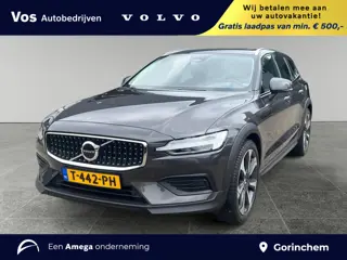 Volvo V60 Cross Country B5 AWD Plus | Schuifdak | 20 inch |