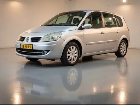 Renault Grand Scénic 2.0-16V Tech Line 7persoons-riem vervangen-airco