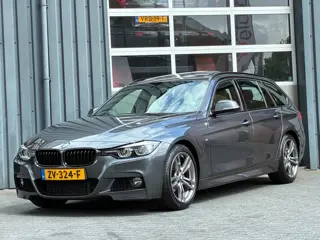 BMW 3-serie Touring 318i M Sport Edition Leder Panodak Stoelverwarming