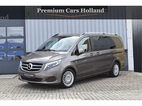Mercedes-Benz V-Klasse 250d Lang DC Avantgarde Leder 360 Camera Elektrische Schuifdeuren 17 Inch