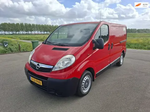 Opel VIVARO 2.0 BENZINE IN ZEER GOEDE STAAT
