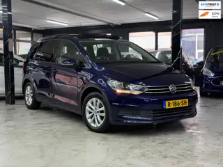 Volkswagen Touran 1.4 TSI Highline 7p Automaat | Pano | Navi | Trekhaak