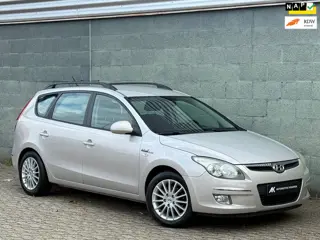 Hyundai I30 CW 1.4i Blue Dynamic Business 2E EIGENAAR | CLIMA | LMV | TREKHAAK | NAP | BOEKJES