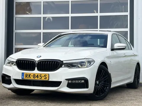 BMW 5 Serie 530i High Executive 252pk | M Sportpakket | Auto Drive Assistant Pack | Elektrisch glaze