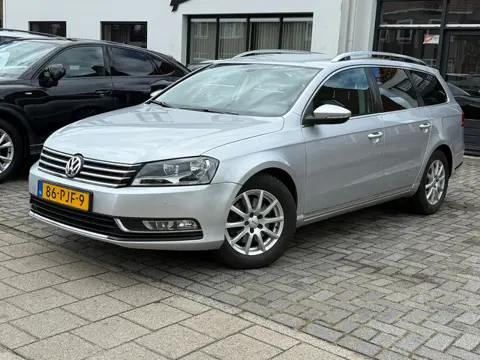 Volkswagen Passat Variant 1.4 TSI Comfortline BlueMotion, Navigatie,Parkeersensoren,Cruise control,C