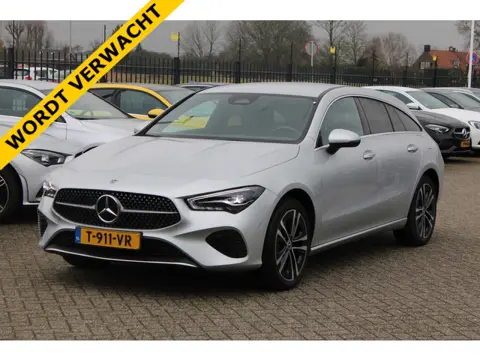 Mercedes-Benz CLA-Klasse Shooting Brake 250 e Luxury Line WIDESCREEN KEYLESS SFEER 18''