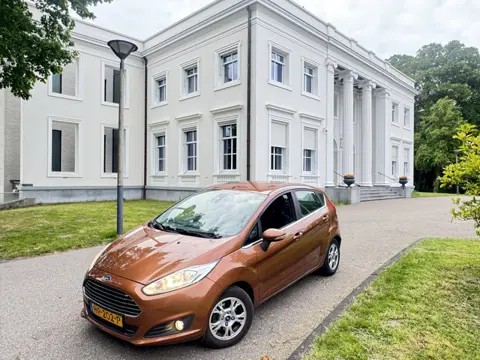Ford Fiesta 1.5 TDCi TITANIUM 1:33 !!, EURO 6 (bj 2015)