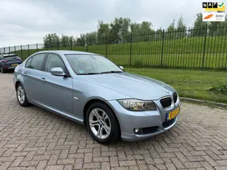 BMW 3-serie 320i Business Line