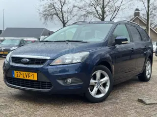 Ford Focus Wagon 1.6 Comfort AIRCO CRUISE CTRL APK