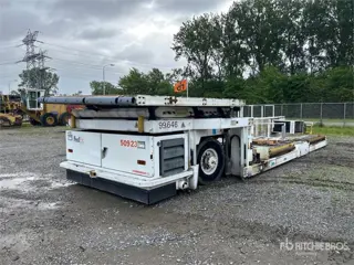 FMC CMDR-30 AIRCRAFT LOADER DIESEL (bj 2000)