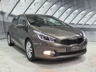 Kia Cee'd 1.6 GDI Super Pack Premium leer clima trekhaak line assist