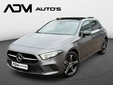 Mercedes-Benz A-klasse 250 e Premium Plus l Sfeerverlichting l Pano l 360 camera