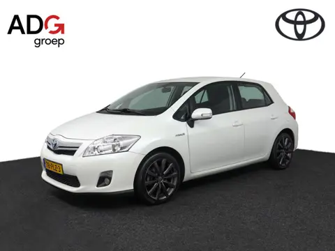 Toyota Auris 1.8 Full Hybrid Aspiration |  Cruise control | Climaat control |