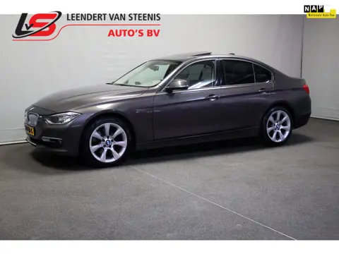 BMW 3-serie 328i High Executive