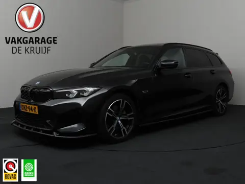 BMW 3-serie Touring 320e M-Sport | Panoramadak | 360° Camera | Elektr. Voorstoelen met Memmory!