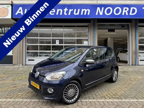 Volkswagen up! 1.0 high up! | Nieuwe Distributieriem | Panoramadak | Navigatie | Airco | Lichtmetale